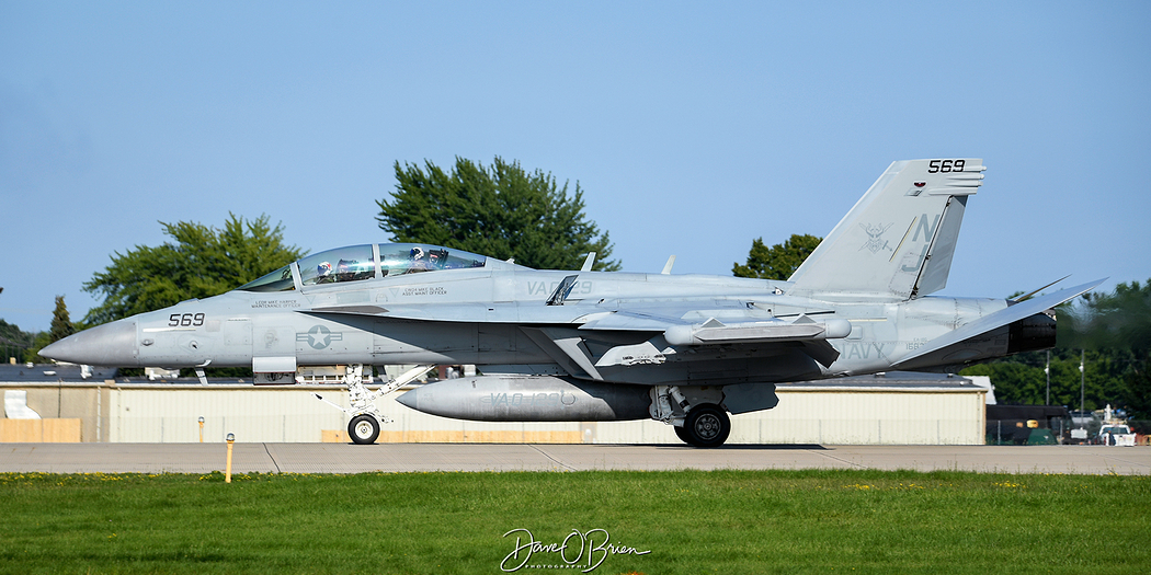 Grizzly11 168387 EA-18G D5-1-3082