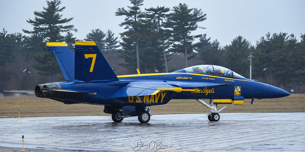 BLUEANGEL7 165885 FA-18F-3822