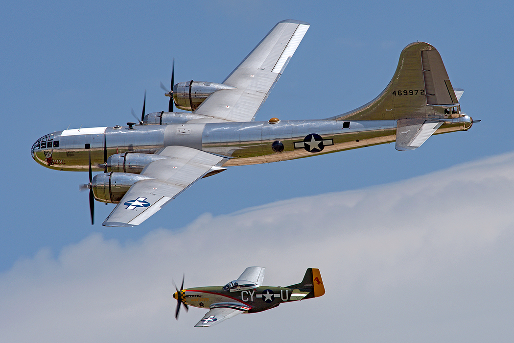 44-69972 B-29A N69972 & 44-73264 P-51D N5428V