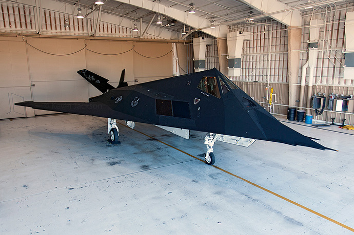 F-117A-005