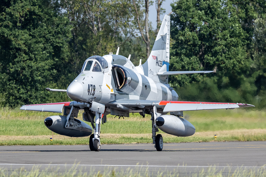 AX4A0371