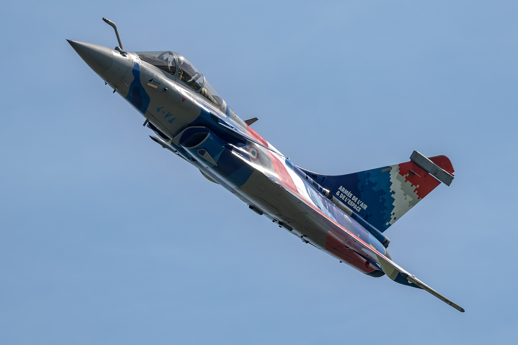 AX4A0325