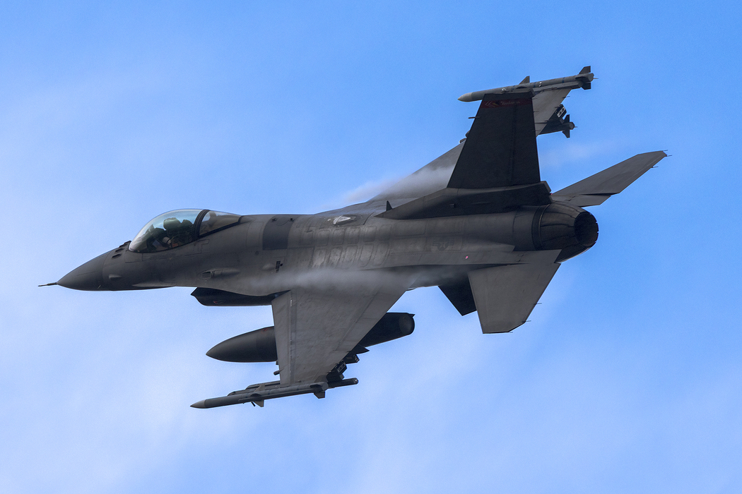 Spangdahlem Viper, with it's RAM coating, absorbing the little light there was, while the sky in the background had all the sun.